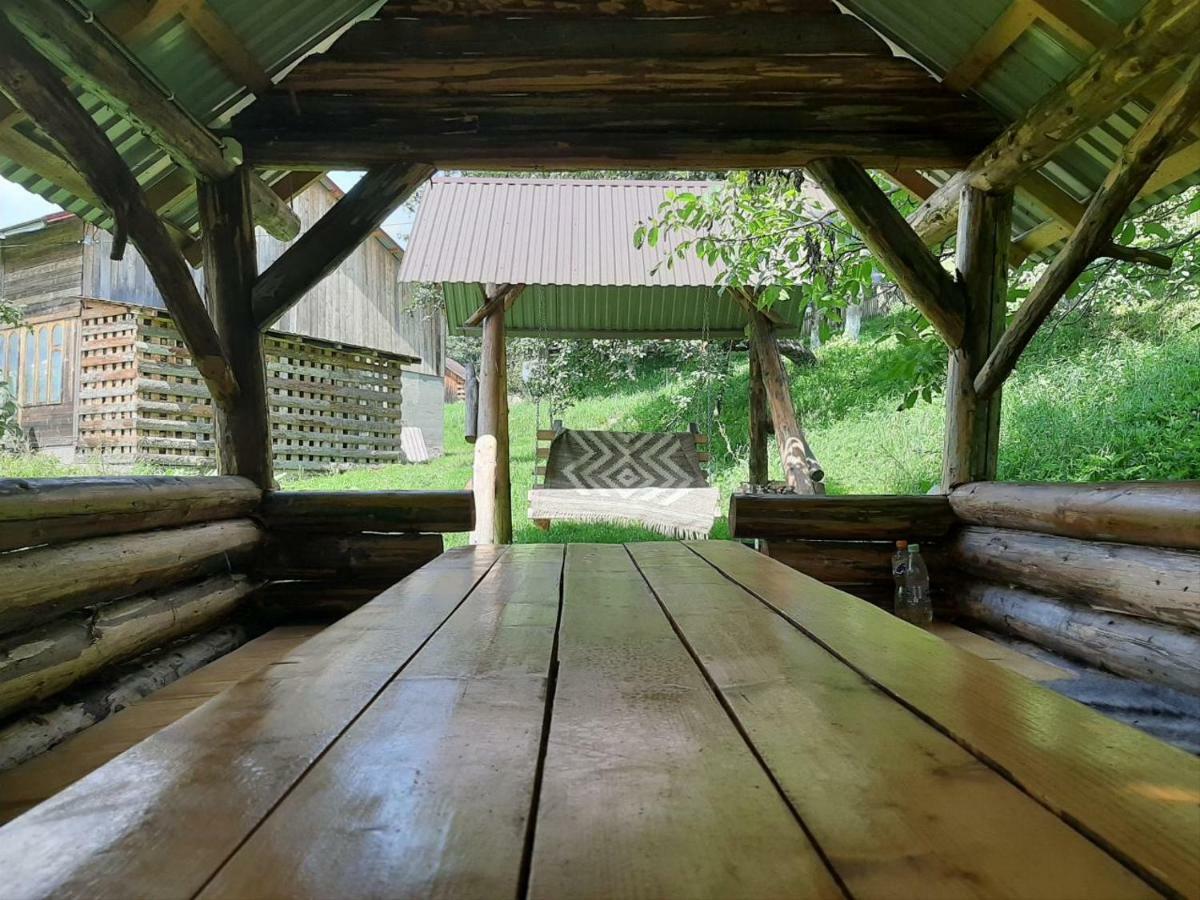 Котедж "Барвінок" Verkhovyna Buitenkant foto